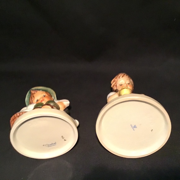 Vintage Goebel Hummel Figurines  “PLAYMATES & CHICK GIRL ‘ - Picture 6 of 7